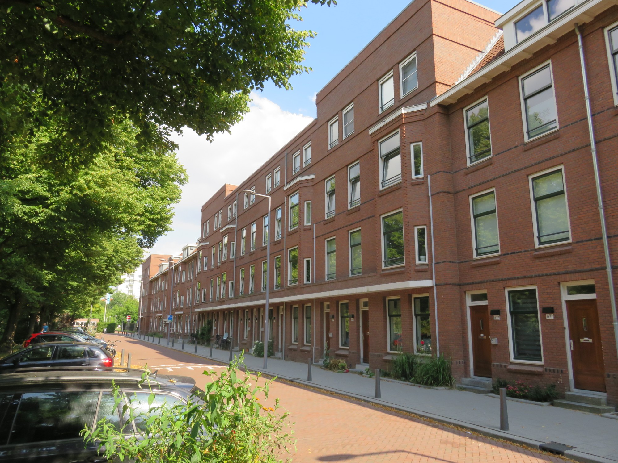 free-sector-houses for rent on Essenburgsingel 66A 2