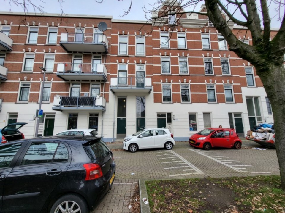 huurwoningen te huur op Burg Hoffmanplein 77