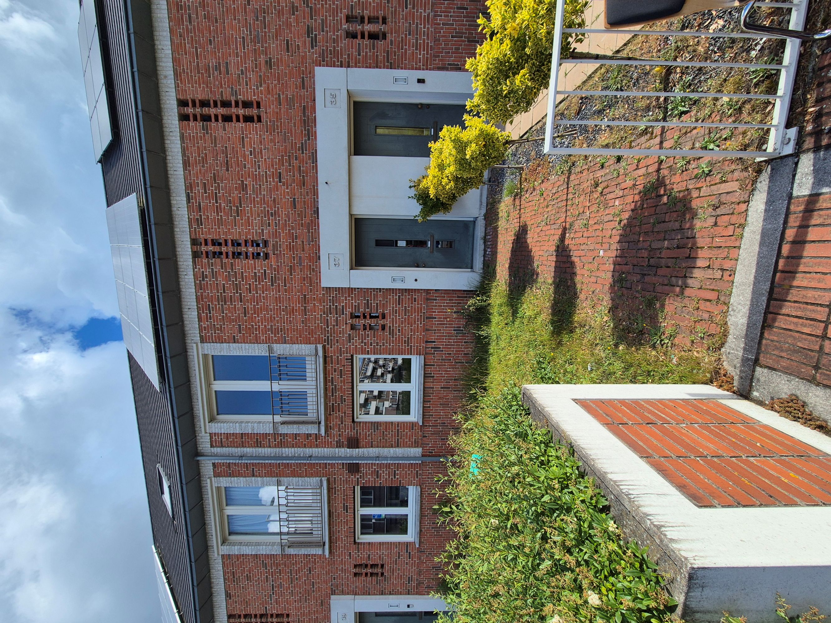 homes for rent on Ossenisseweg 37